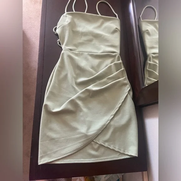 Windsor | Dresses | Windsor Sage Green Bodycon Dress | Poshmark